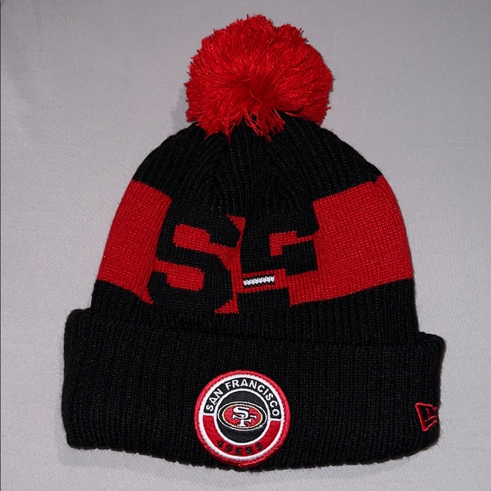 San Francisco Sideline Pom Beanie - Red and Black